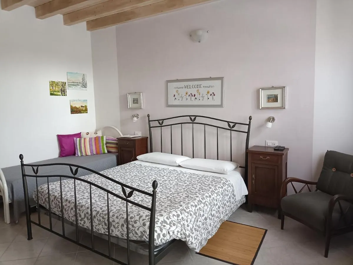 B&B La Casarella Soiano Del Lago Italy