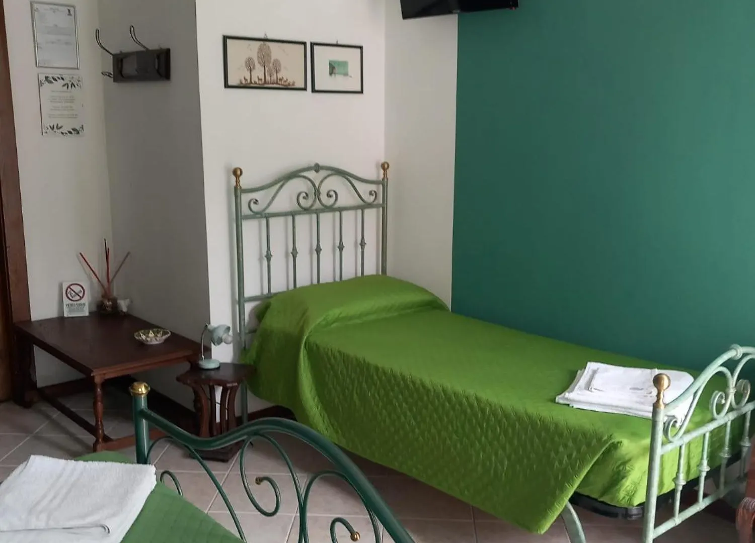B&B La Casarella Soiano Del Lago Bed & Breakfast